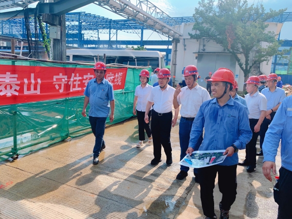 三明市常務(wù)副市長(cháng)楊興忠調研三鋼南區水處理項目.jpg