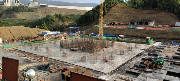 圖2?永青集團青山大樓項目基礎底板大體積混凝土澆筑順利完成.jpg